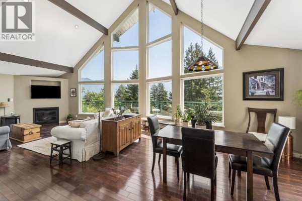 1390 Eagle Cliff Road, Bowen Island, BC V0N1G1 Photo 4
