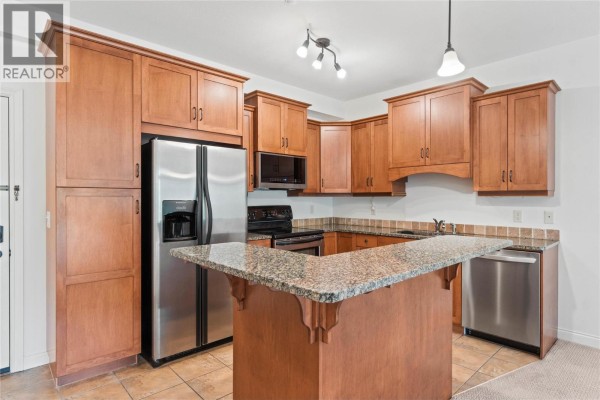 Bedroom - 1390 Hillside Drive Unit# 207, Kamloops, BC V2E0A6 Photo 5