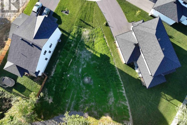 1391 Fribourg Street, Russell, ON K0A1W0 Photo 5