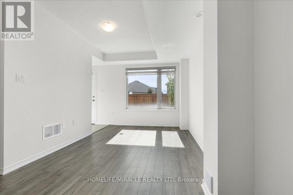 Kitchen - 1392 Coral Springs Path, Oshawa, ON L1K3G1 Photo 4