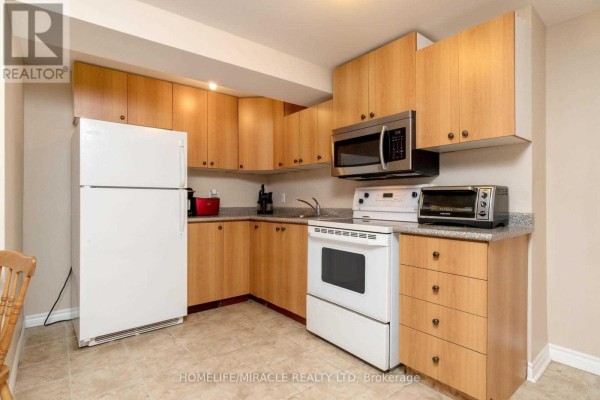 Kitchen - 13946 Mclaughlin Road, Caledon, ON L7C2A3 Photo 4