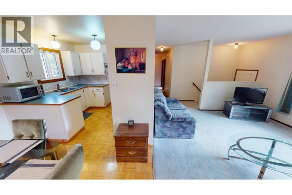1395 Paley Place, Quesnel, BC, photo 2