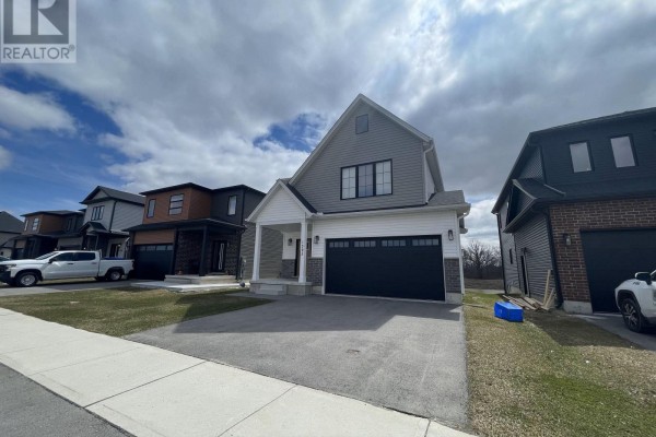 1395 Twilite Boulevard, London North, ON N6G0S8 Photo 3
