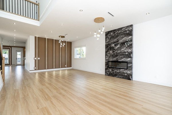 13979 113 Avenue, Surrey, BC V3R2K2 Photo 3