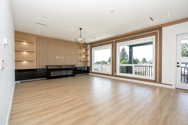 13979 113 Avenue, Surrey, BC V3R2K2 Photo 4