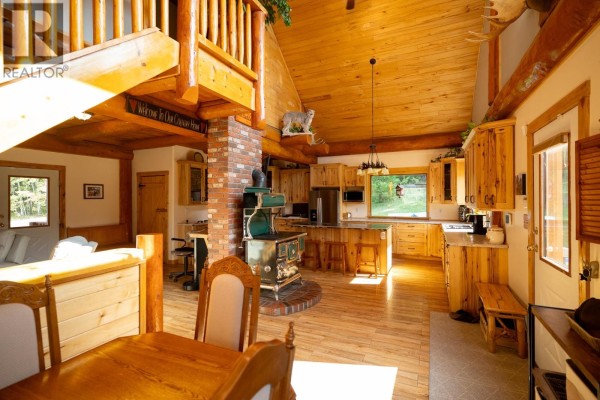 Primary Bedroom - 13980 Big Fir Road, Prince George, BC V2N5B5 Photo 4