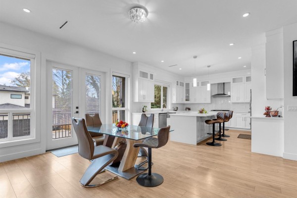 13995 79a Avenue, Surrey, BC V3W2Z5 Photo 5