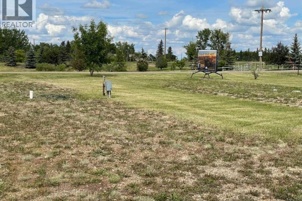 14, 100 Roseglen Close, Rosemary, AB T1R2W0 Photo 3