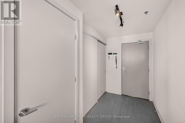 14 - 203 Catherine Street, Ottawa, ON K2P1J5 Photo 3