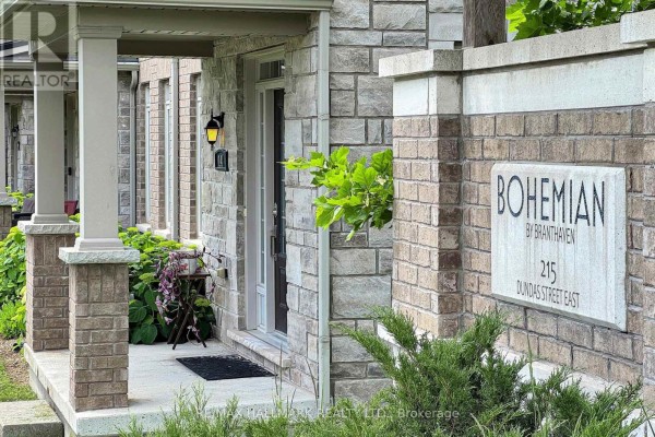 14 - 215 Dundas Street E, Hamilton, ON, photo 2