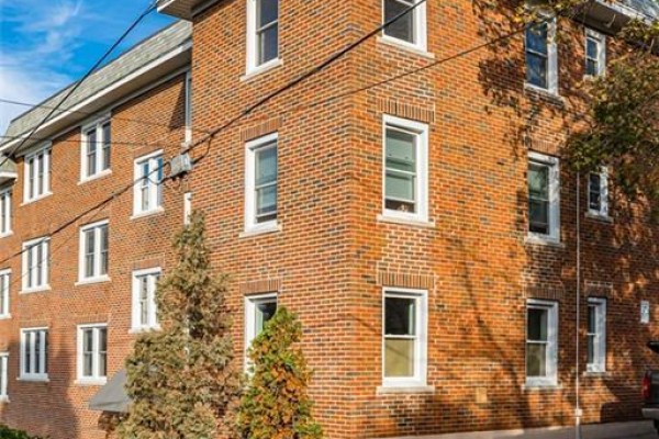 14 - 25 Mountwood Avenue, Hamilton, ON, photo 3