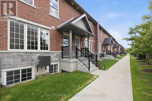 14 - 250 Penetanguishene Road, Barrie, ON, photo 3