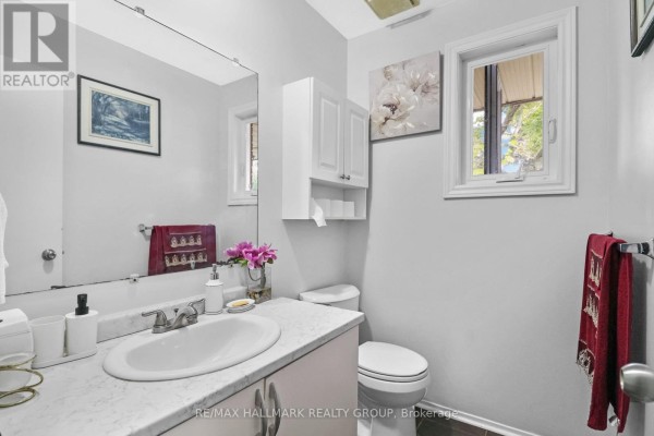 14 - 472 Valade Crescent, Ottawa, ON K4A2W7 Photo 5