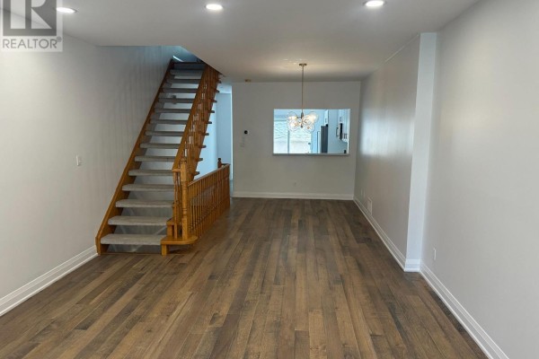 Family room - 14 - 757 Sheppard--main Avenue W, Toronto, ON M3H2S9 Photo 4