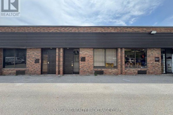 Commercial for rent at 14 - 877 Alness Street, Toronto, ON - MLS® H5n5Fp