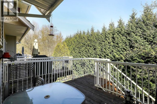 14 1108 Riverside Close, Port Coquitlam, BC V3B8C2 Photo 3
