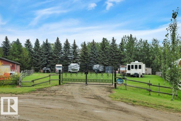 #14 462054 Range Road 11, Rural Wetaskiwin County, AB, photo 2