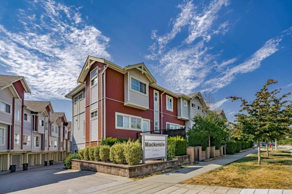 14 6945 185 Street, Surrey, BC V4N6N4 Photo 2