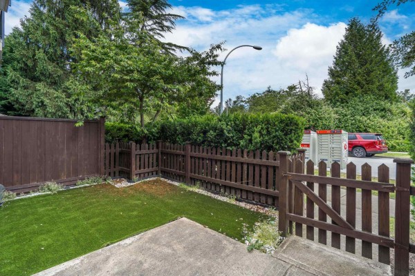 14 6945 185 Street, Surrey, BC V4N6N4 Photo 4
