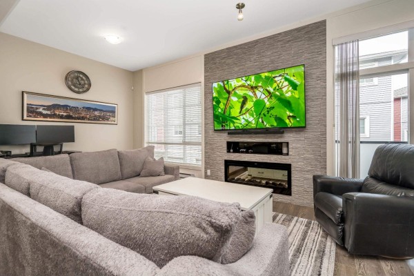 14 6945 185 Street, Surrey, BC V4N6N4 Photo 5