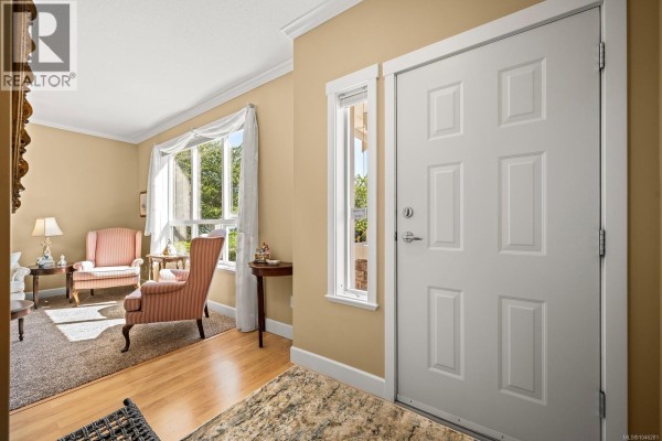 14 730 Aspen Rd, Comox, BC, photo 2