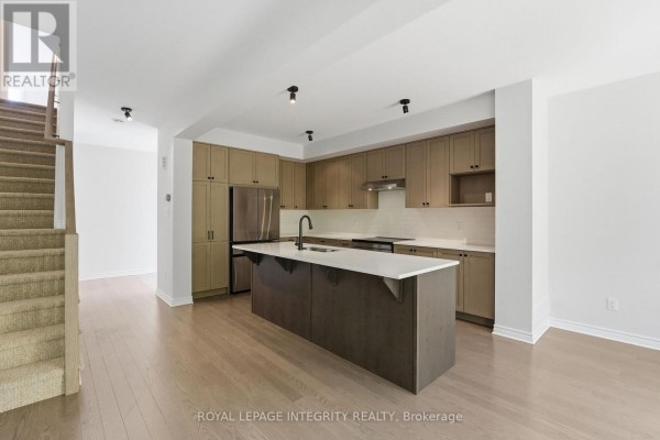 Cozy living area with adjacent dining space and forest view - 14 Academie Street, Russell