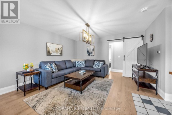 Bedroom 2 - 14 Agar Crescent, Toronto, ON M9B5A5 Photo 5