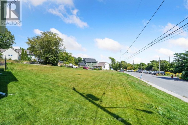 14 Alexander Street, Port Hope, ON, photo 2