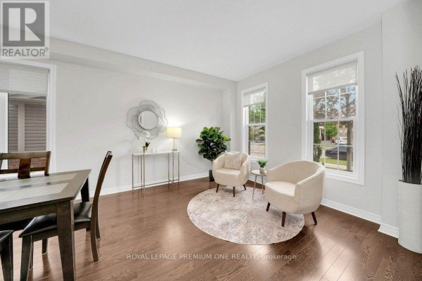 Dining room - 14 Atchison Drive, Caledon, ON L7C3X5 Photo 5