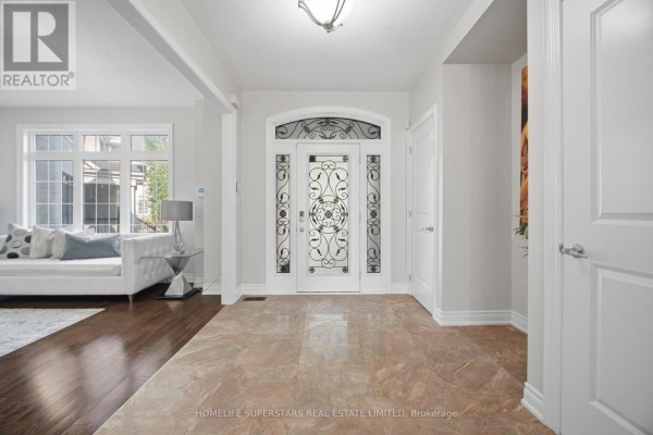 14 Ayrshire Court, Brampton, ON, photo 3