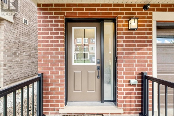 14 Baker Hill Boulevard, Whitchurch Stouffville, ON, photo 2