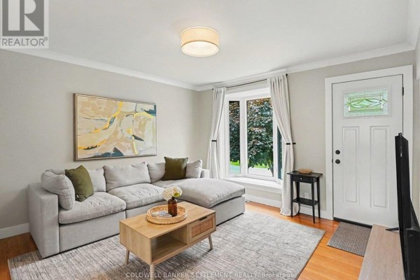 14 Baynes Street, Perth, ON, photo 3