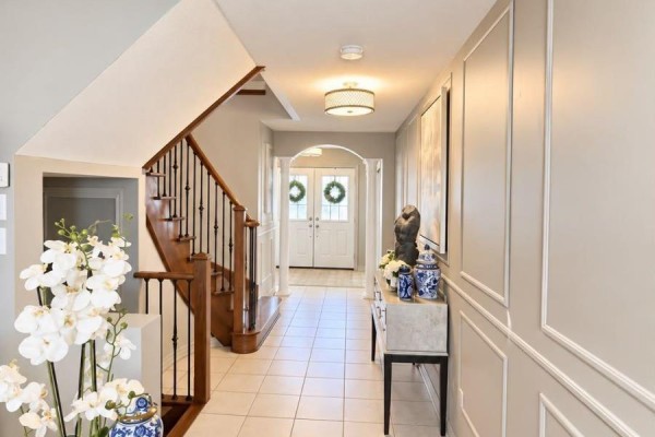 Eating area - 14 Beachville Circle, Brampton, ON L6X0V4 Photo 4