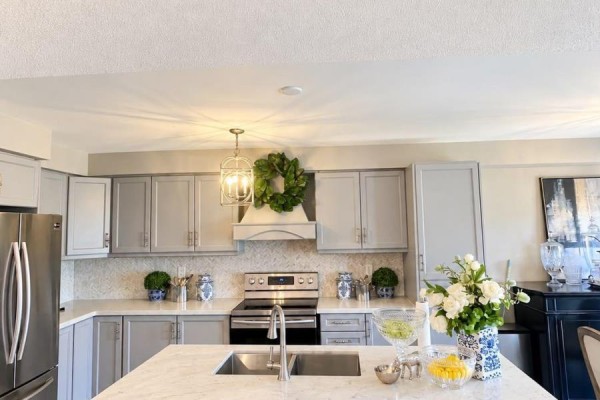 Primary Bedroom - 14 Beachville Circle, Brampton, ON L6X0V4 Photo 5
