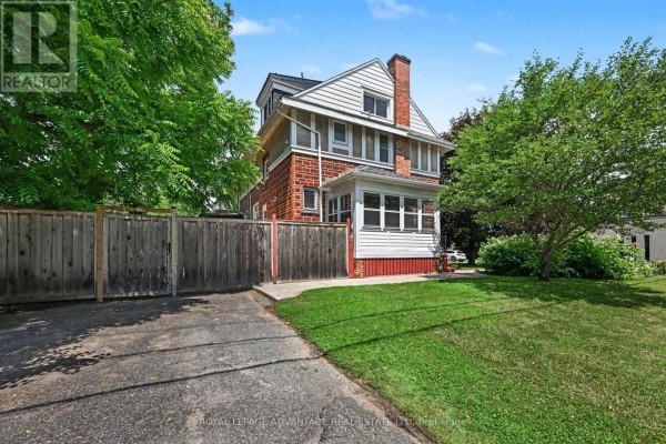 14 Beckwith Street E, Perth, ON, photo 2