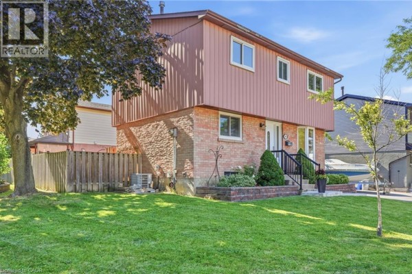 14 Berrisfield Crescent, Hamilton, ON, photo 2