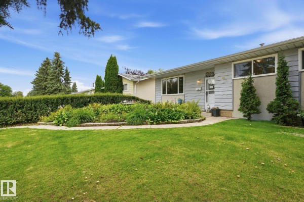 Kitchen - 14 Brampton St, Spruce Grove, AB T7X1G1 Photo 3