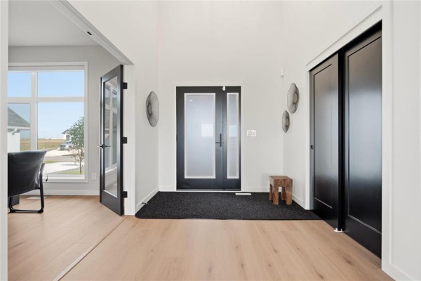 Great room - 14 Bryce Boulevard, Oak Bluff, MB R4G0E7 Photo 2