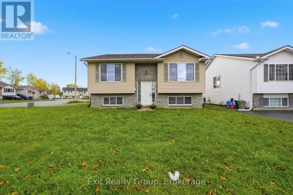 14 Butler Lane, Belleville, ON K8P5M8 Photo 3