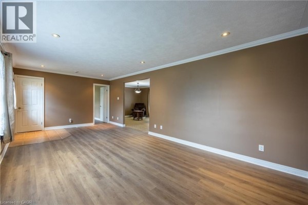 Bedroom - 14 Carrick Street, Hagersville, ON N0A1H0 Photo 3