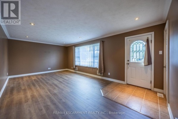 Dining room - 14 Carrick Street, Haldimand, ON N0A1H0 Photo 2