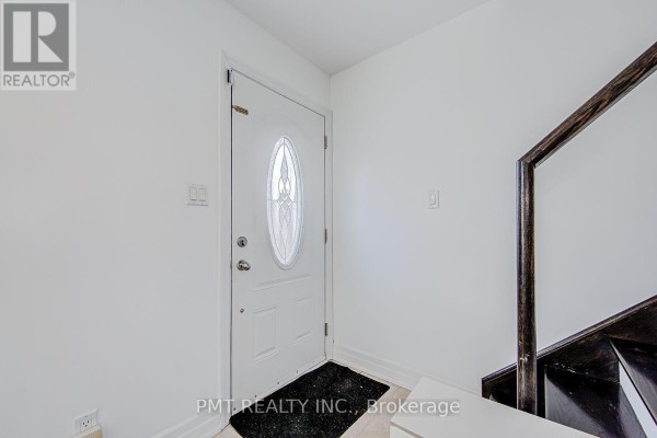 14 Coventry Street, Toronto, ON M1L0H1 Photo 3