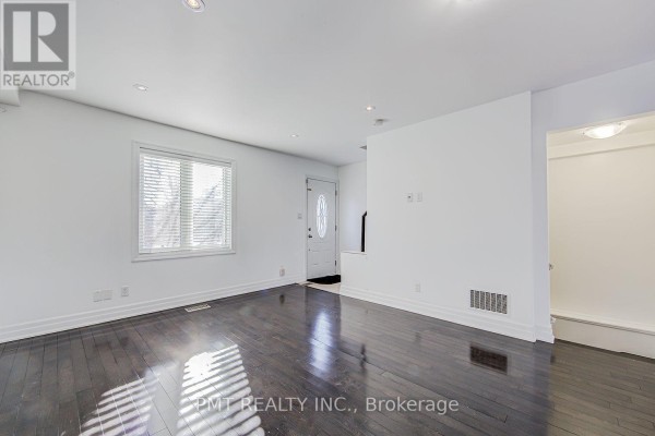 14 Coventry Street, Toronto, ON M1L0H1 Photo 5