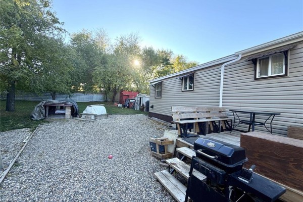 14 Crang's Trailer Court, Shilo, MB R0K2A0 Photo 5