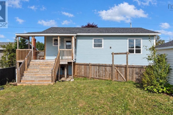 Laundry room - 14 Crescent Drive, Glace Bay, NS B1A2J4 Photo 4
