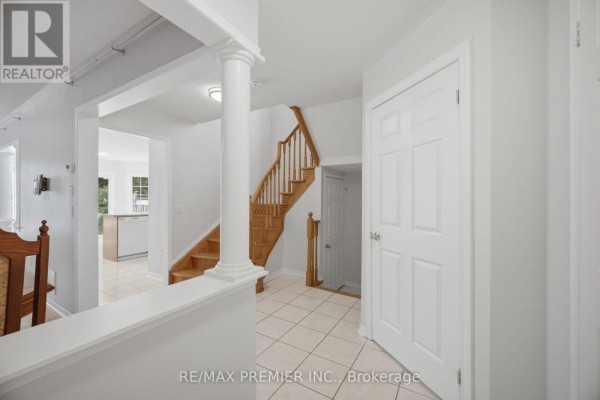 Dining room - 14 Crestridge Drive, Caledon, ON L7E2T7 Photo 2