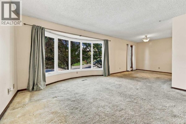Dining room - 14 Dalhousie Crescent Nw, Calgary, AB T3A2H8 Photo 5