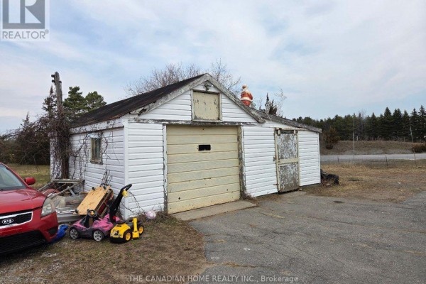 14 Downs Road, Quinte West, ON, photo 3