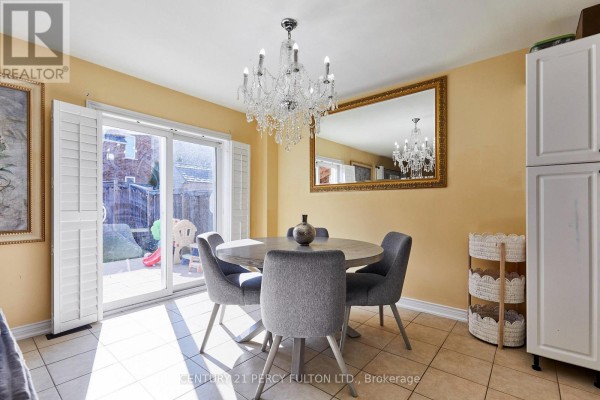 Living room - 14 Draycott Avenue, Ajax, ON L1Z0K2 Photo 5