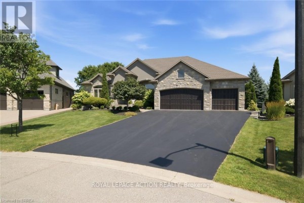 14 Ellington Place, Brantford, ON, photo 2